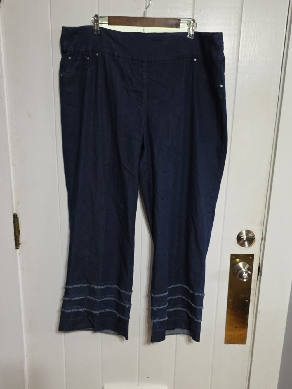 NWT Ruby Rd Woman Ankle Jeans Slimming Pull On Fringe Trim Flare Stretch Sz 20W